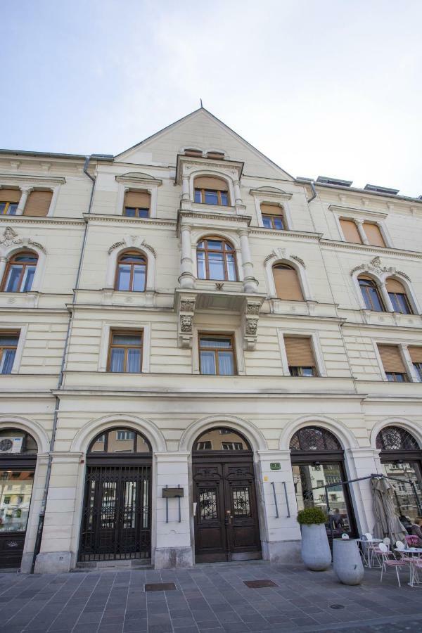 Filip'S Palace Luxurious Apartment 卢布尔雅那 外观 照片