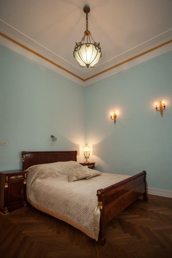 Filip'S Palace Luxurious Apartment 卢布尔雅那 外观 照片